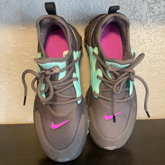 Nike React Presto/ Youth - Picture 8 of 13